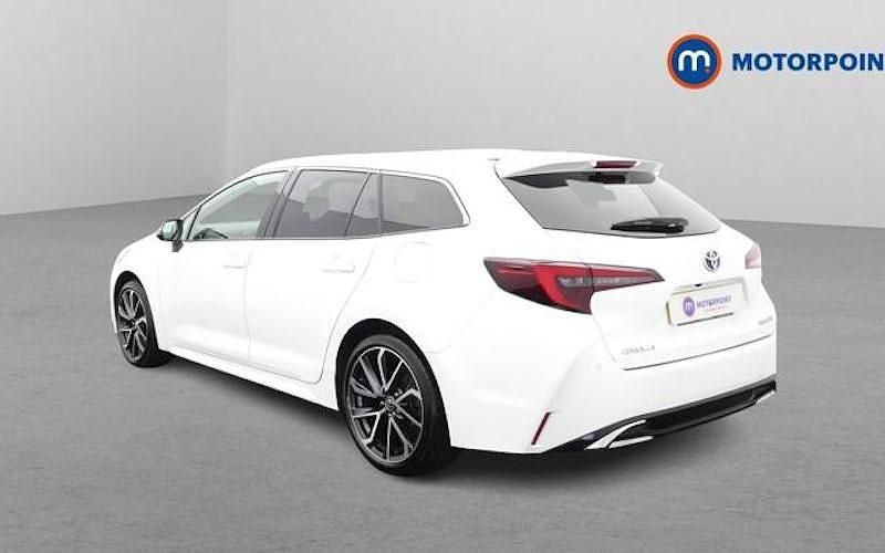 Used Toyota Corolla 196 HP (144 kW) 2025 Estate