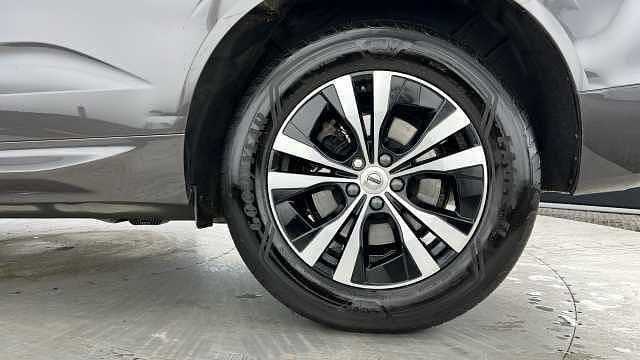 Used Volvo XC60 Core 247 HP (181 kW) 2023 SUV