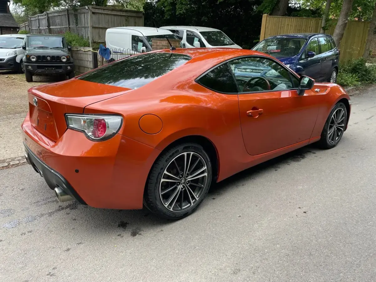 Usado Toyota GT86 GT 200 HP (147 kW) 2014 Laranja Coupé