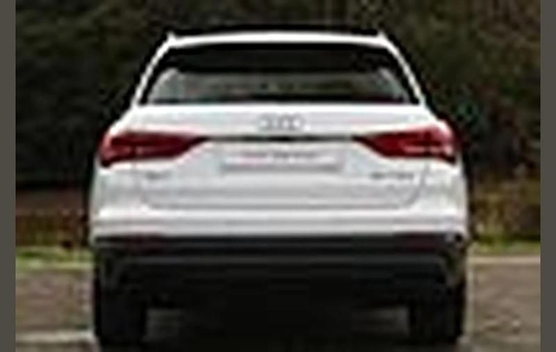 Used Audi Q3 Design 150 HP (110 kW) 2021 White SUV
