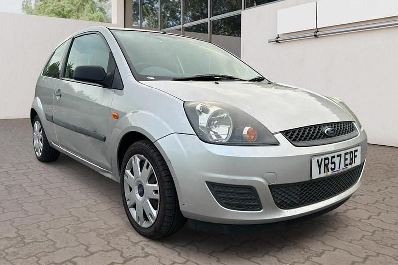 Silver Used 2007 Ford Fiesta Style Hatchback | £1,450 (Good price) - Image 1/1