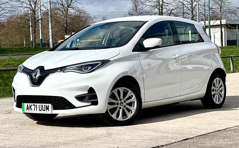 Used Renault Zoe Iconic 52 kW (71 HP) 2021 Hatchback