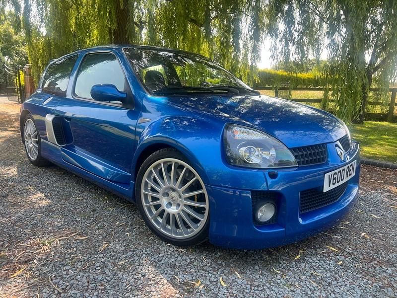 Blue Used 2003 Renault Clio II Hatchback | £57,995 - Image 1/4