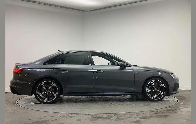 Used Audi A4 Black Edition 147 HP (108 kW) 2024 Grey Sedan