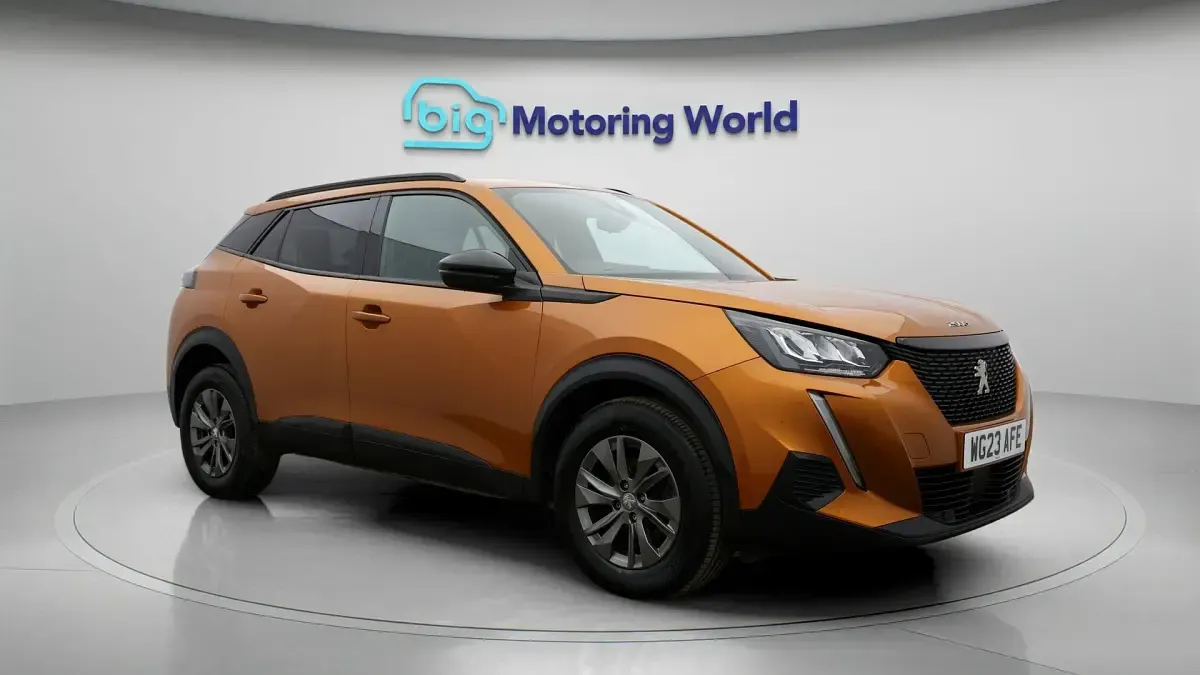Used Peugeot 2008 Active+ 101 HP (74 kW) 2023 SUV