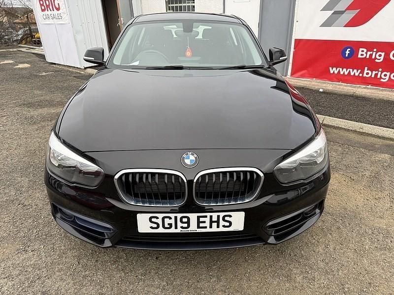 Gebraucht BMW 118 Sport Line 150 PS (110 kW) 2019 Schwarz Kleinwagen