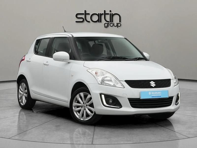 White Used 2016 Suzuki Swift SZ3 Hatchback | £8,450 (Fair price) - Image 1/4