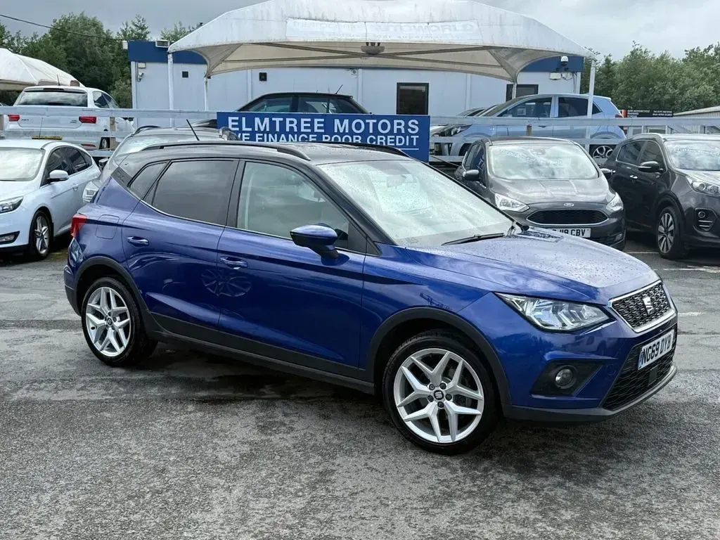 Used Seat Arona SE Technology 95 HP (69 kW) 2020 Blue SUV