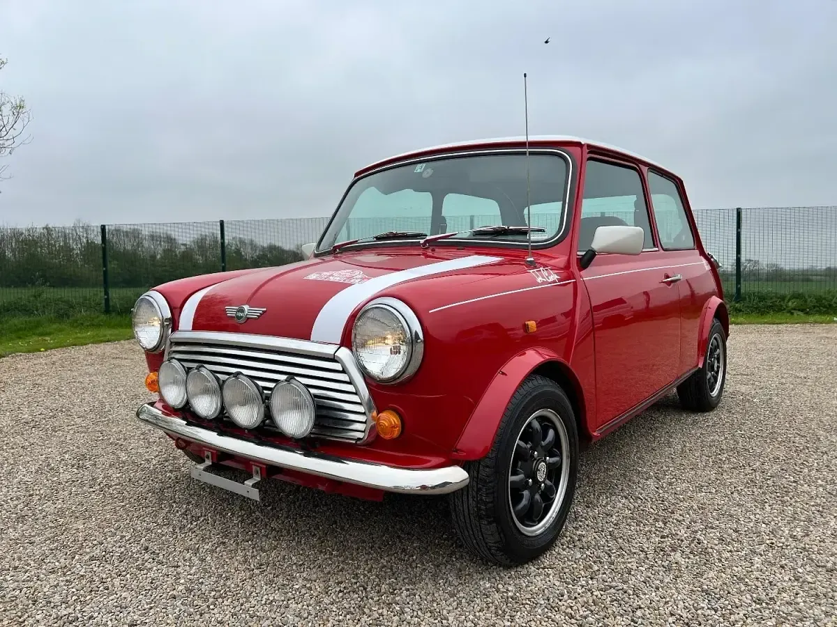 Used Rover Mini 1995 Red Sedan