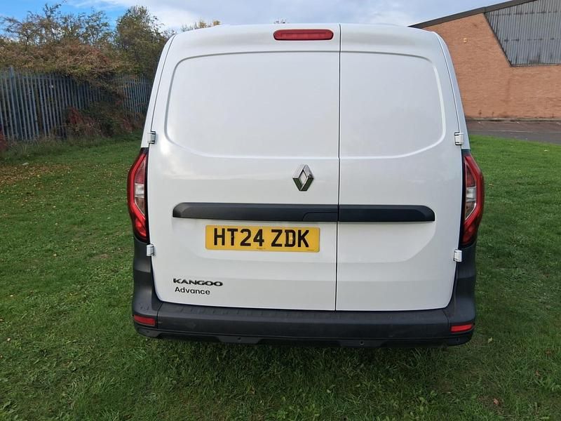 Used Renault Kangoo 95 HP (69 kW) 2024 White MPV