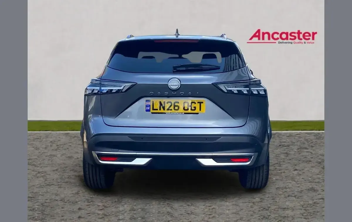 New Nissan Qashqai Tekna 138 HP (101 kW) 2026 Silver SUV