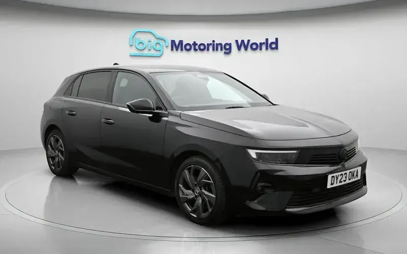 Used Vauxhall Astra 179 HP (131 kW) 2025 Hatchback