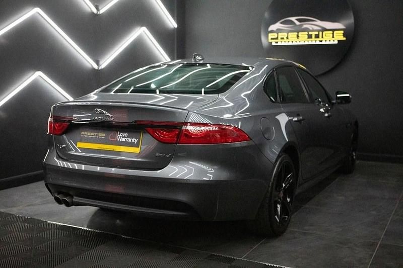 Used Jaguar XF R-Sport 180 HP (132 kW) 2018 Grey Sedan