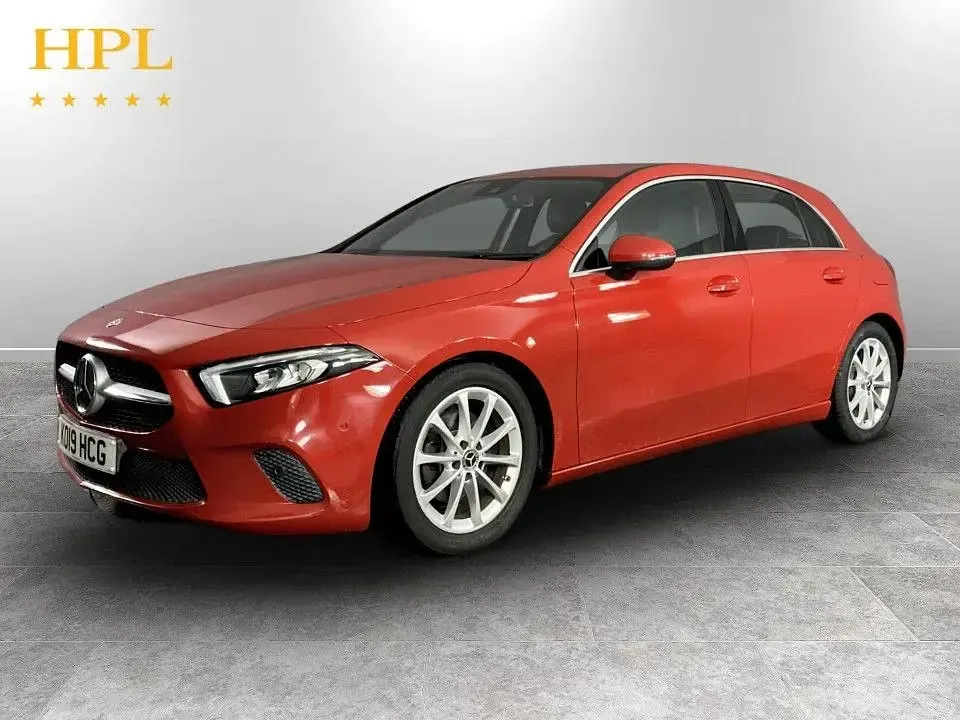 Used Mercedes A200 Executive 163 HP (119 kW) 2019 Red Hatchback