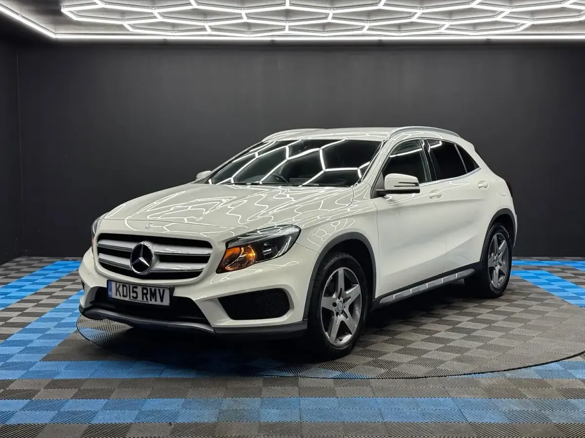 Used Mercedes GLA200 AMG line 2015 White SUV