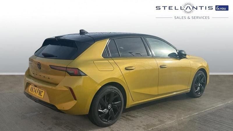 Used Vauxhall Astra S 128 HP (94 kW) 2024 Black Hatchback