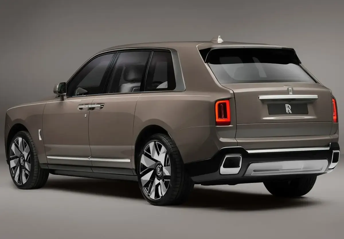 New Rolls Royce Cullinan 600 HP (441 kW) 2025 SUV