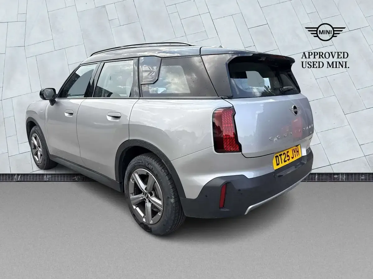 Used Mini Countryman Classic 170 HP (125 kW) 2025 Silver SUV