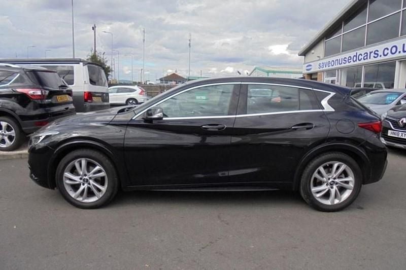 Black Used 2016 Infiniti Q30 Business Executive Hatchback | £5,994 (Fair price) - Image 1/1