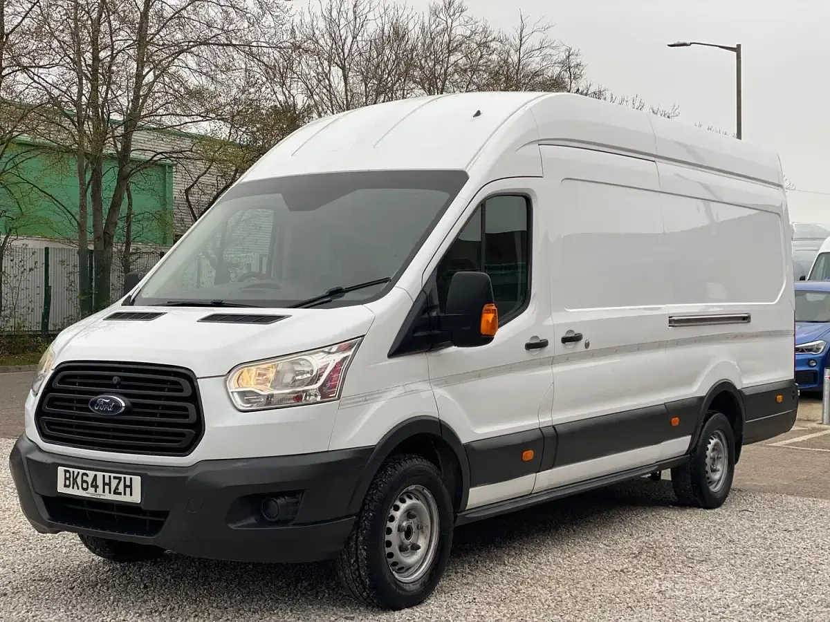 Used Ford Transit 125 HP (91 kW) 2014 White Van