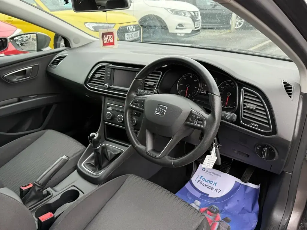 Used Seat Leon SE 105 HP (77 kW) 2014 Grey Hatchback