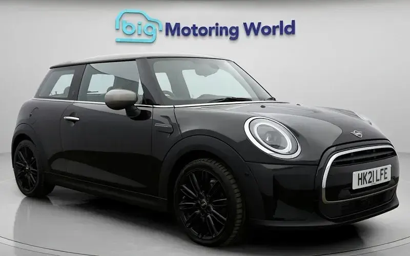 Used Mini Cooper Exclusive 136 HP (100 kW) 2021 Hatchback