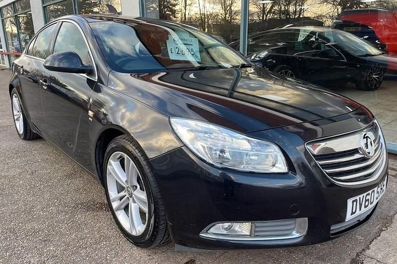 Black Used 2010 Vauxhall Insignia SRi Hatchback | £2,695 (Fair price) - Image 1/1