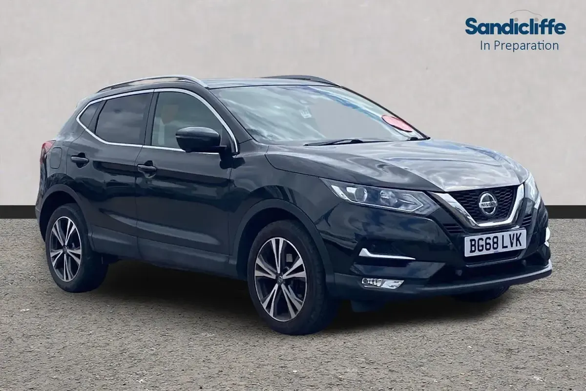 Used Nissan Qashqai N-Connecta 115 HP (84 kW) 2017 SUV