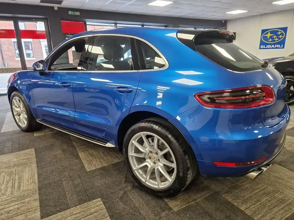 Begagnad Porsche Macan 340 HK (250 kW) 2017 Blå SUV