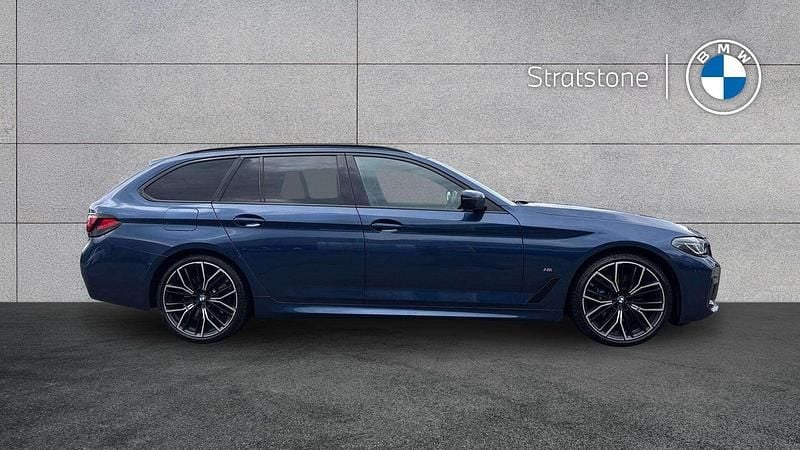 Used BMW 520 M Sport 187 HP (137 kW) 2023 Blue Estate