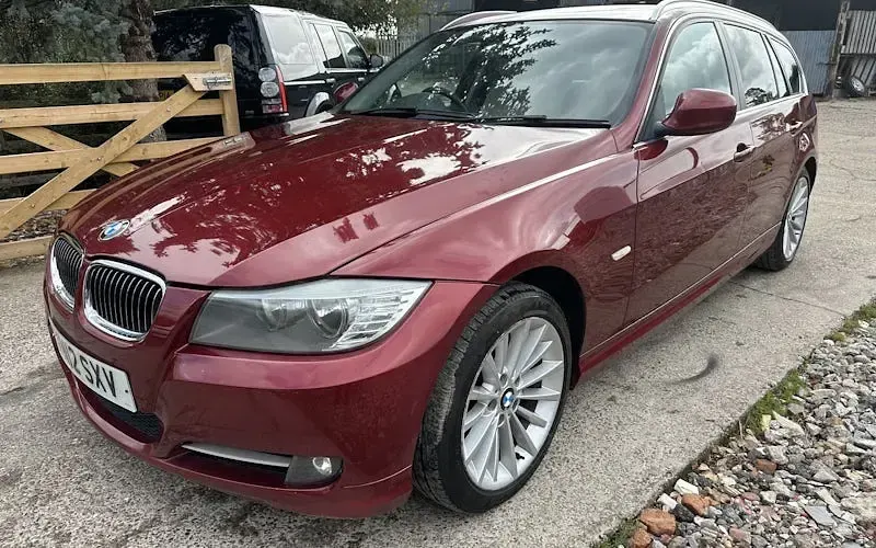 Used BMW 318 Exclusive 143 HP (105 kW) 2012 Estate
