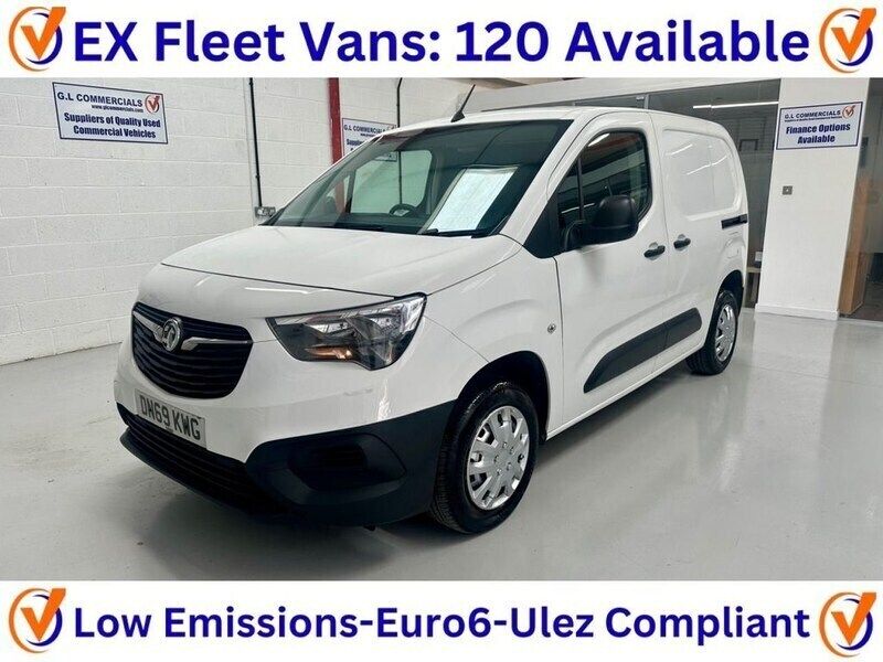 White Used 2019 Vauxhall Combo Edition MPV | £7,290 (Good price) - Image 1/3
