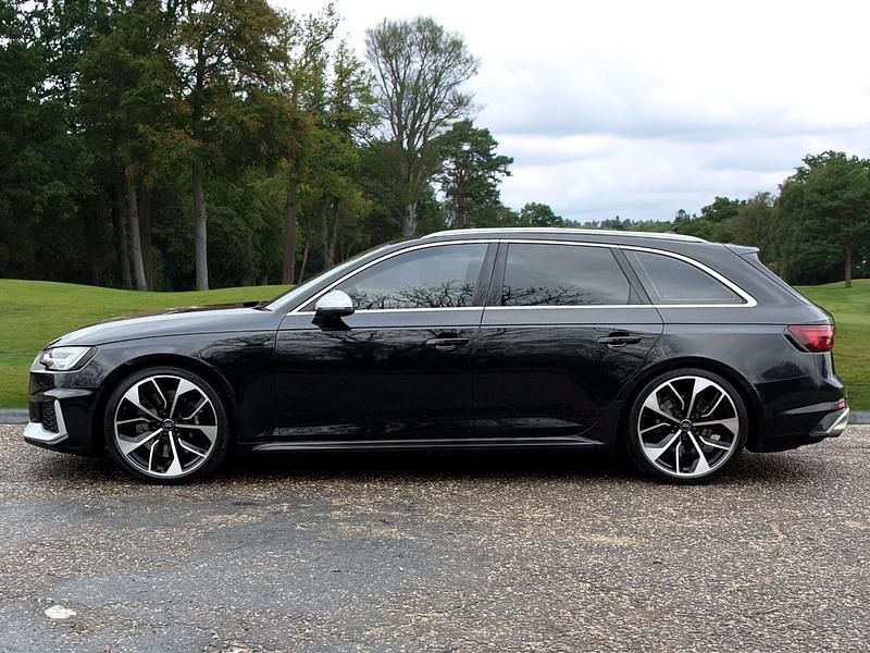 Used Audi RS4 Exclusive 450 HP (330 kW) 2018 Black Estate