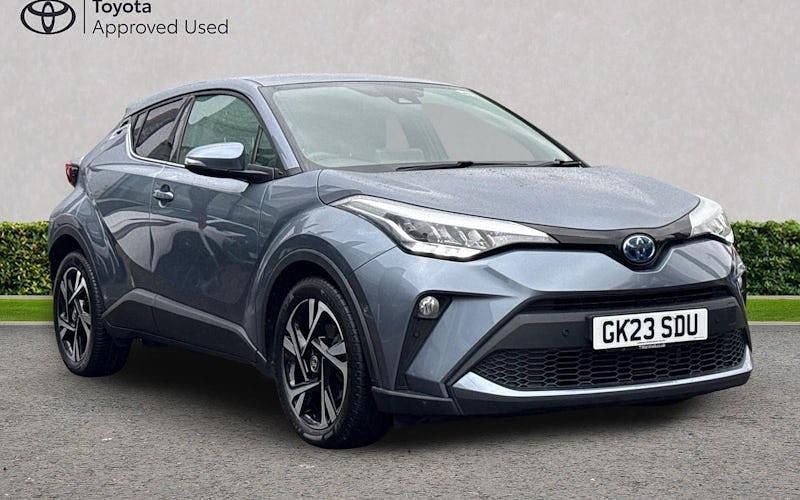 Begagnad Toyota C-HR Design 122 HK (89 kW) 2023 SUV