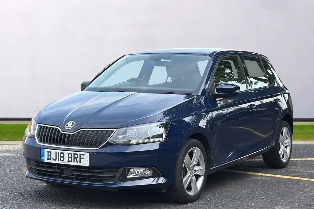 Used Skoda Fabia SE L 95 HP (69 kW) 2018 Blue Hatchback