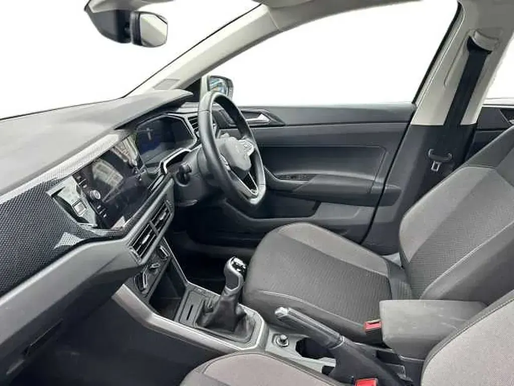 Used VW Polo 80 HP (58 kW) 2024 Hatchback