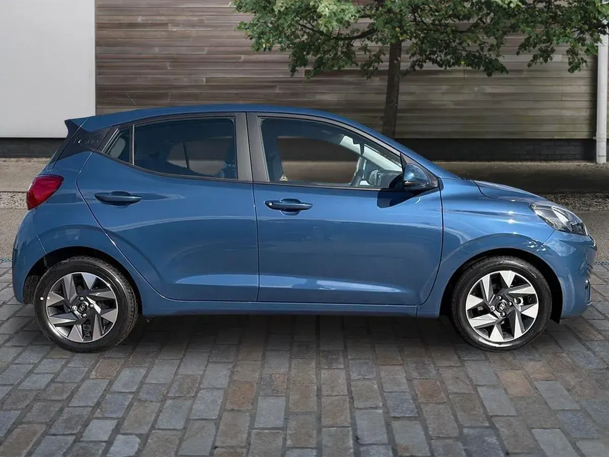New Hyundai i10 Advanced 63 HP (46 kW) 2026 Blue Hatchback