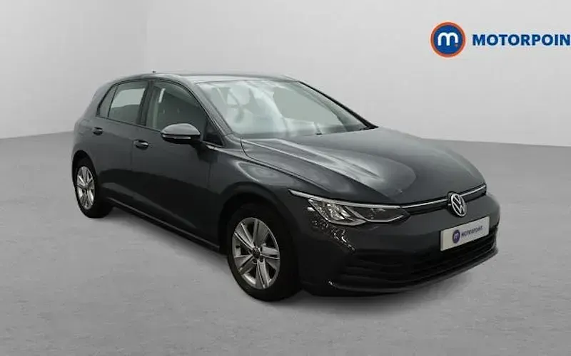 Used VW Golf VIII Life 131 HP (96 kW) 2022 Hatchback