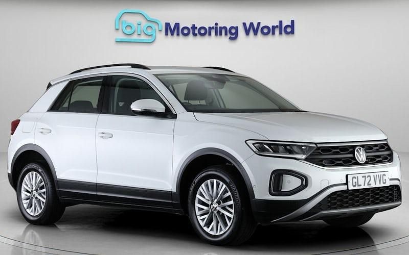 Used VW T-Roc Life 110 HP (80 kW) 2024 SUV