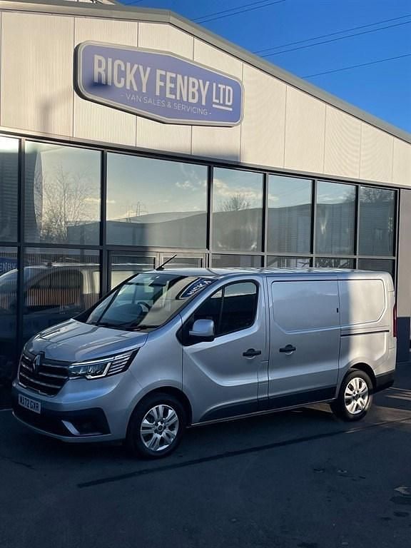 Used Renault Trafic 2022 Grey MPV