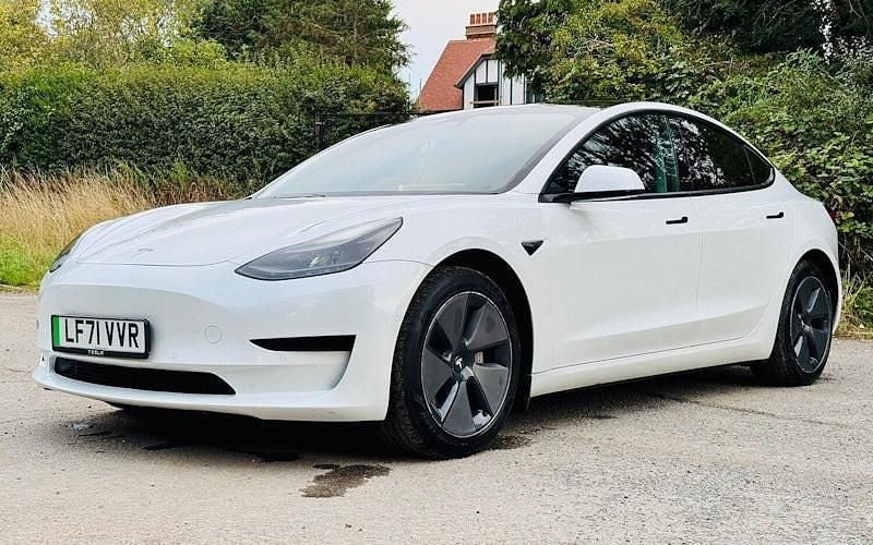 Used Tesla Model 3 Standard Range 180 kW (245 HP) 2021 Sedan