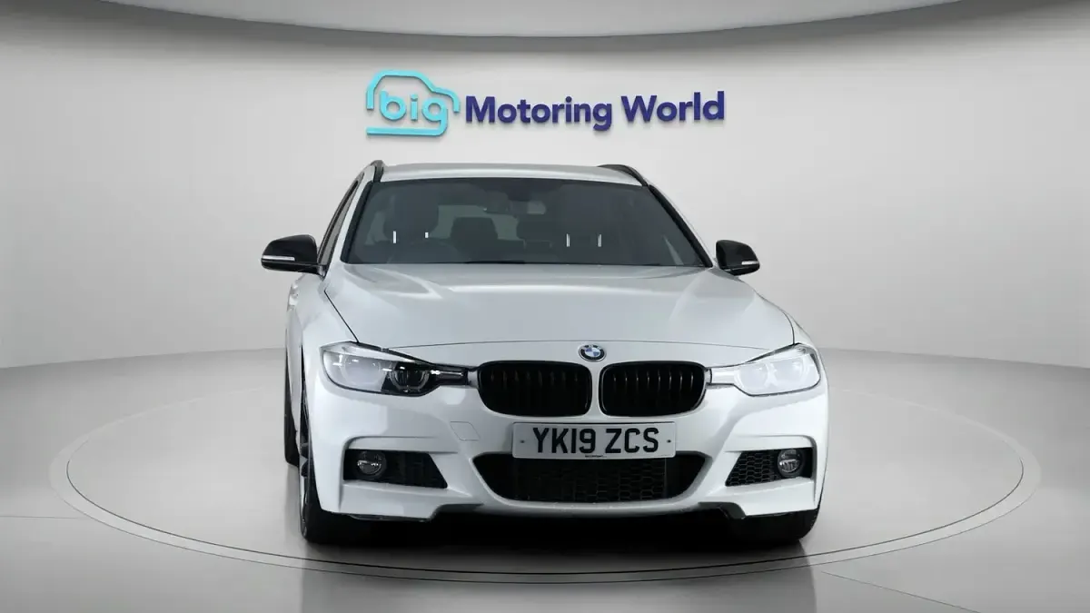 Used BMW 320 M Sport 184 HP (135 kW) 2019 White Estate