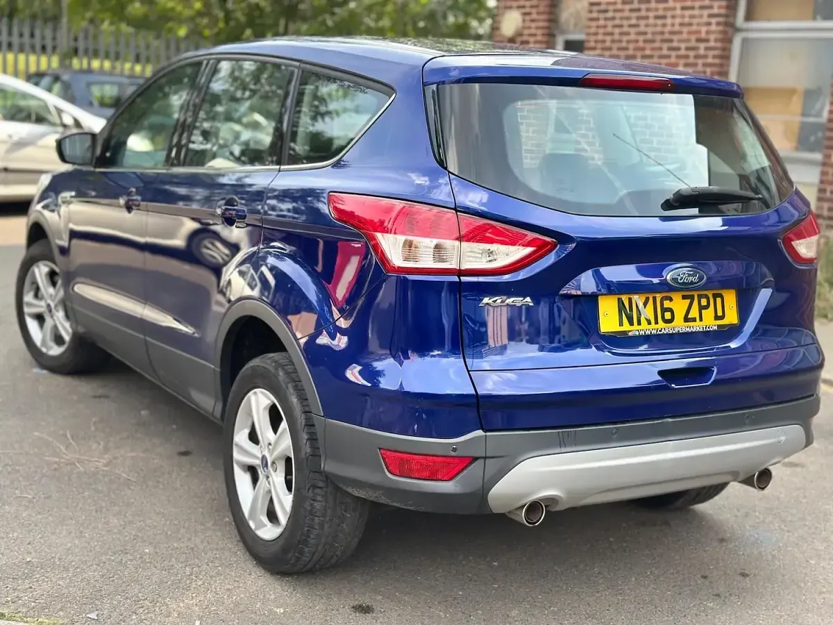 Used Ford Kuga Zetec 150 HP (110 kW) 2016 Blue SUV