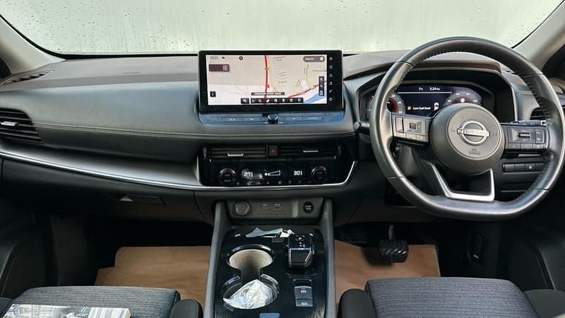 Used Nissan X-Trail N-Connecta 213 HP (156 kW) 2023 Silver SUV