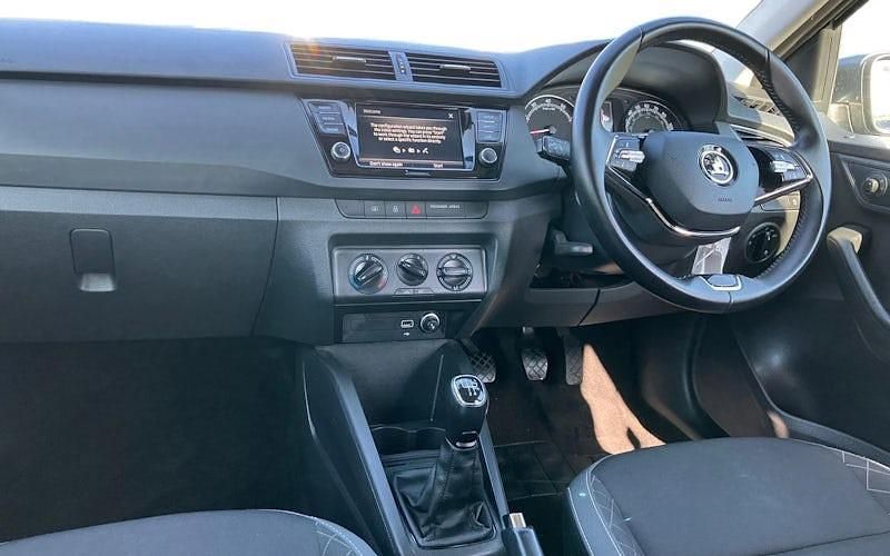 Używany Skoda Fabia SE 95 KM (69 kW) 2021 Szary Kombi