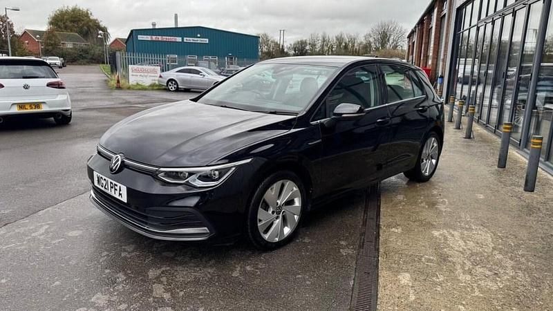 Used VW Golf VII Style 150 HP (110 kW) 2021 Black Hatchback