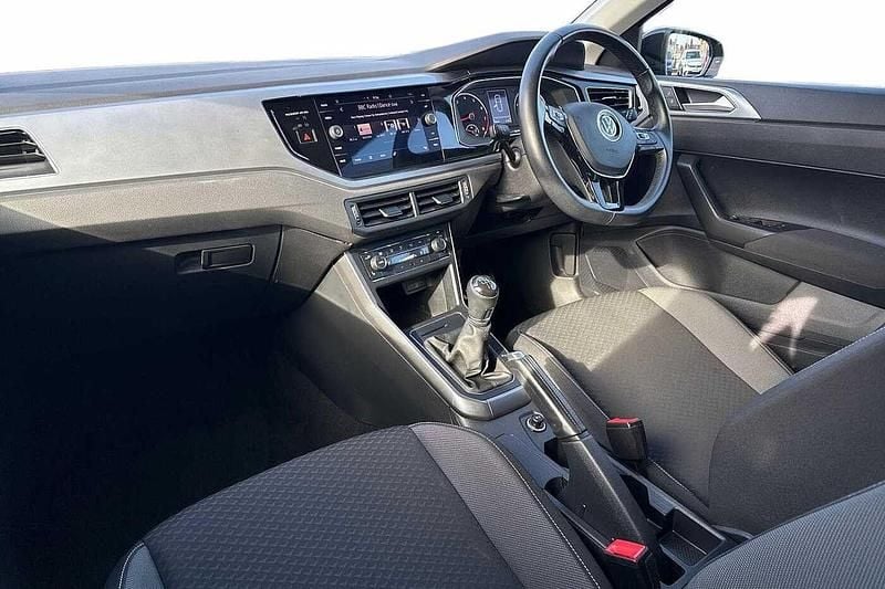 Used VW Polo Active 95 HP (69 kW) 2021 Black Hatchback