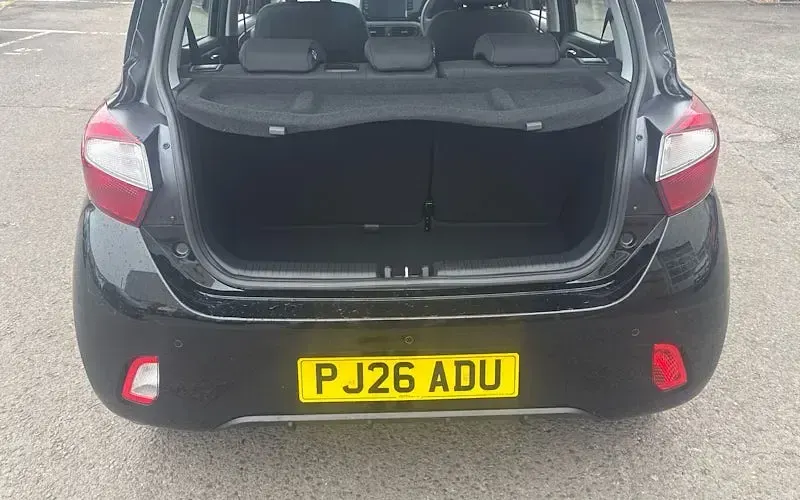 New Hyundai i10 Advanced 79 HP (58 kW) 2026 Black Hatchback