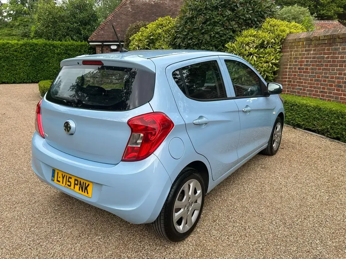 Used Vauxhall Viva 75 HP (55 kW) 2015 Blue Hatchback