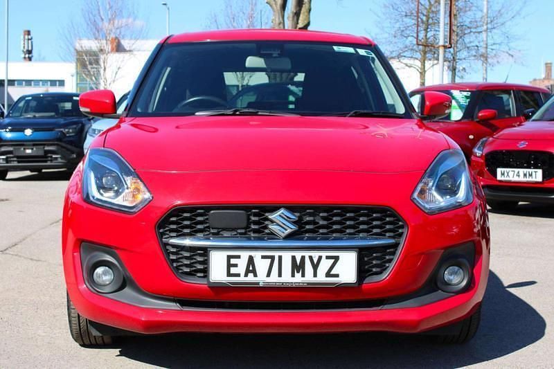 Used Suzuki Swift SZ5 83 HP (61 kW) 2021 Red Hatchback